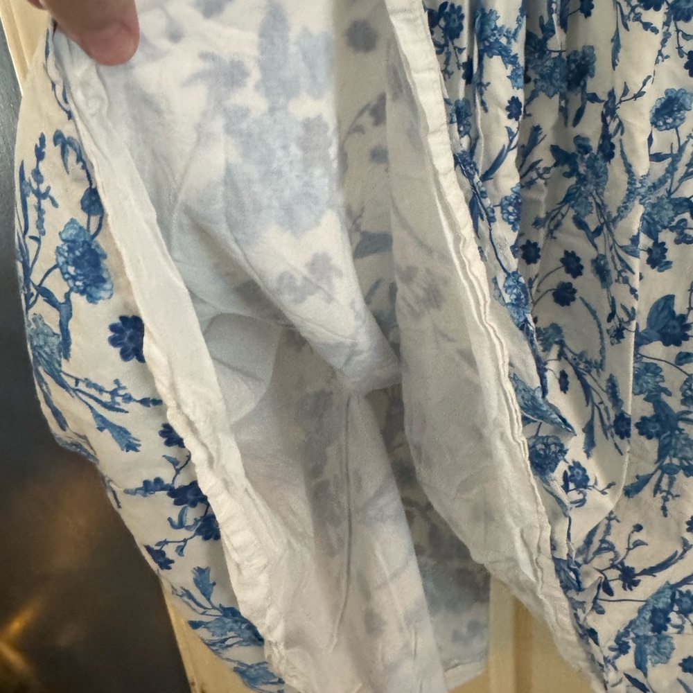 Forever 21 Blue Floral A-Line Skirt - Picture 2 of 5